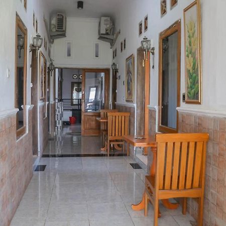 Wisma Vandera Syariah Garut Mitra Reddoorz エクステリア 写真