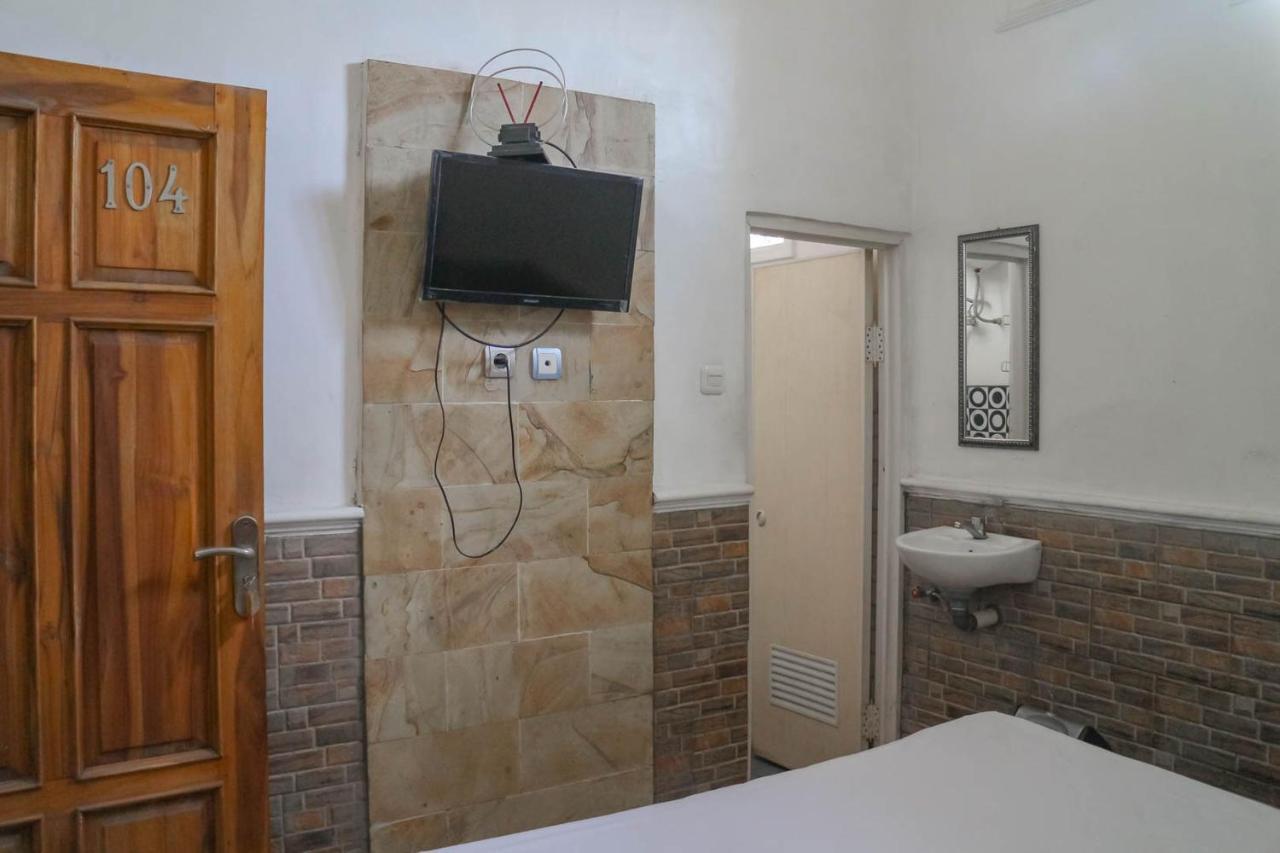 Wisma Vandera Syariah Garut Mitra Reddoorz エクステリア 写真