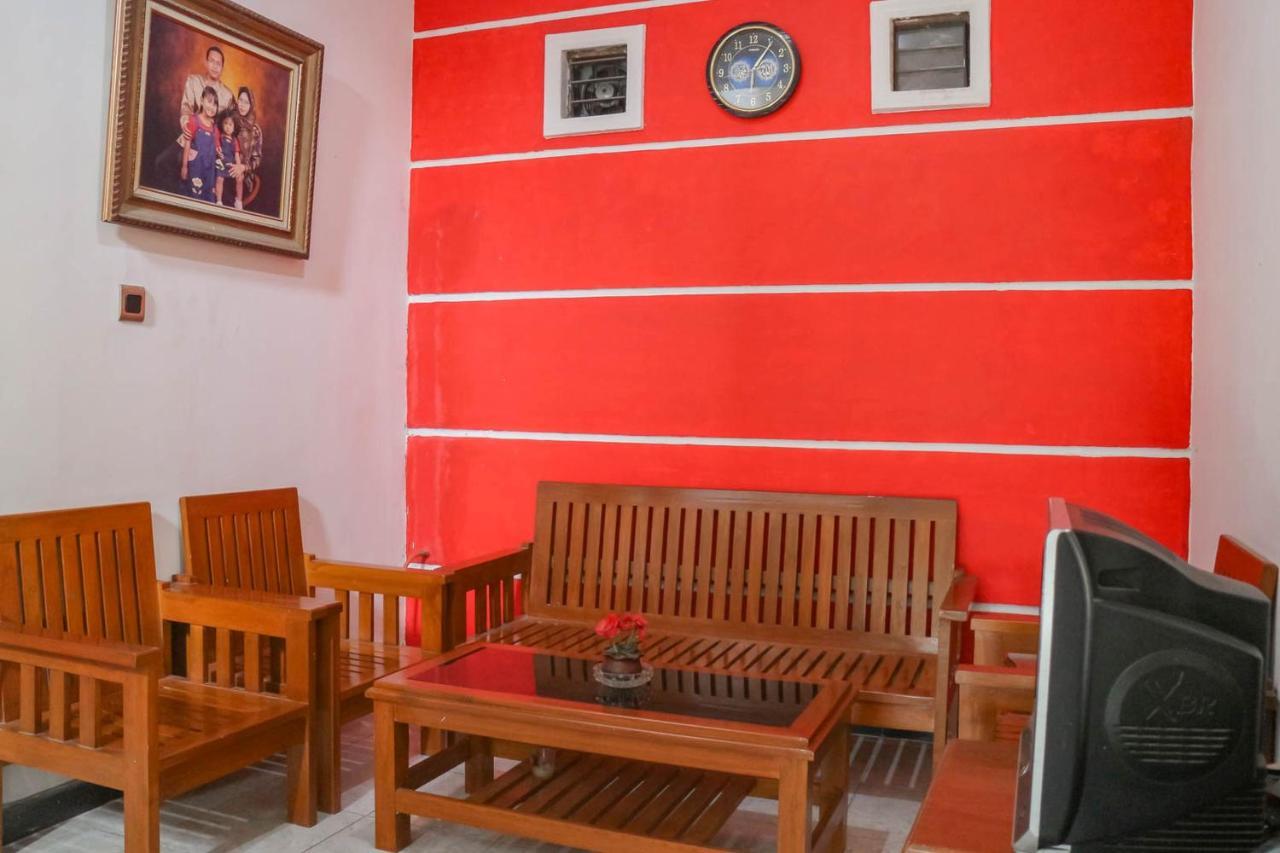 Wisma Vandera Syariah Garut Mitra Reddoorz エクステリア 写真